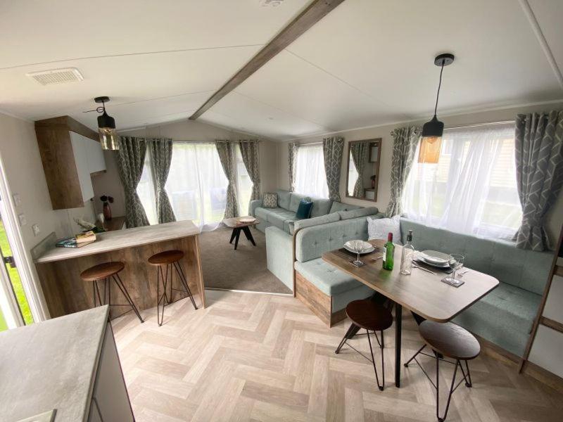 Resort South Bay 3*